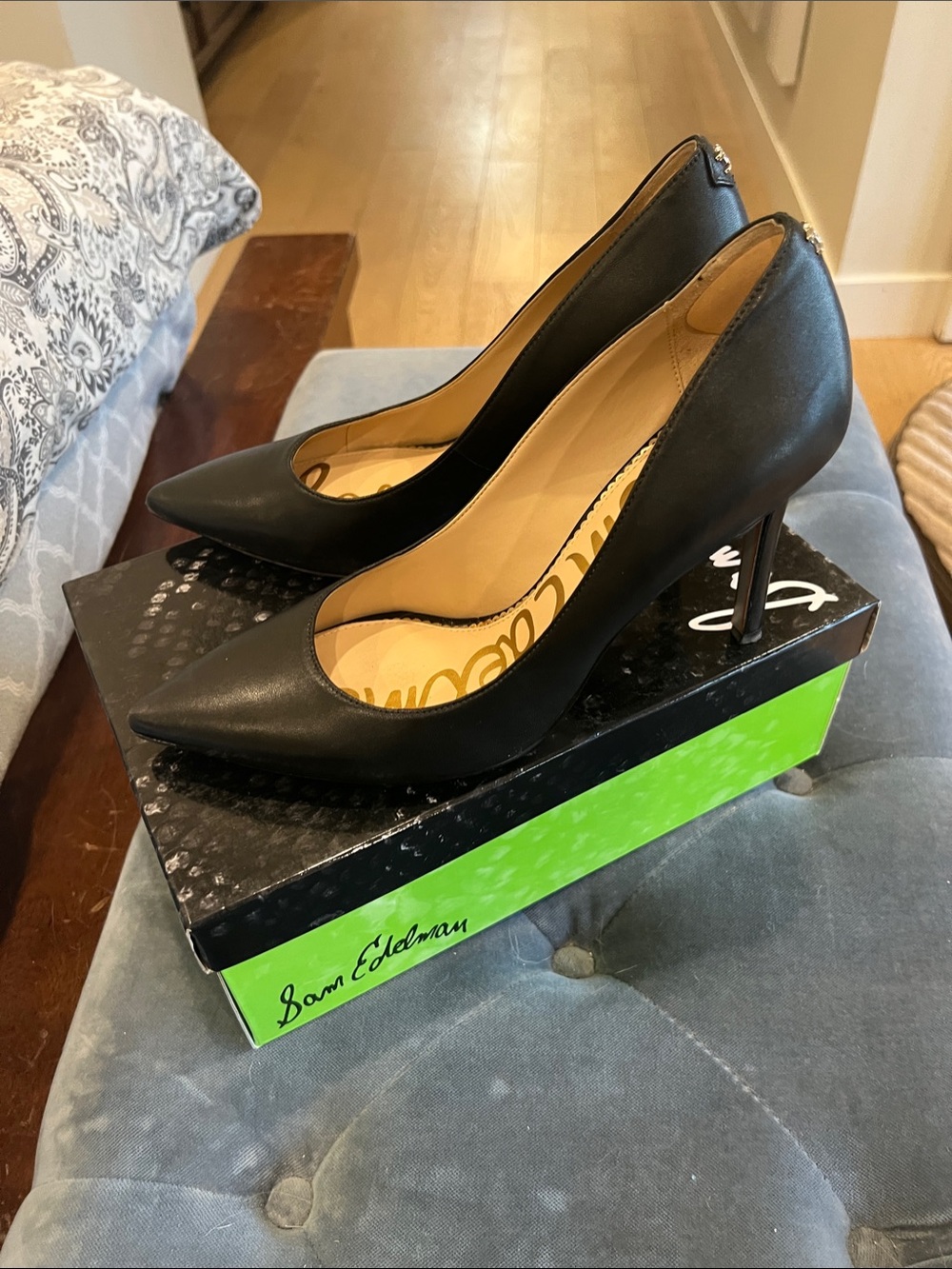 Sam Edelman Black Pointed Toe Hazel Stiletto Pumps in Black/Nappa